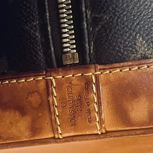 Louis Vuitton Alma PM Monogram Canvas | Vintage Luxury - Picture 7 of 16